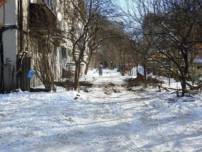 У центрі Луцька стався прорив на тепломережі (фото)