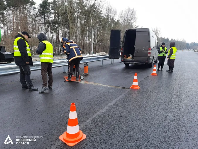 На «варшавці» перед ПП «Ягодин» відремонтували дорогу (фото)