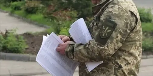 Чому ТЦК з Ковеля мобілізує людей у Луцьку?