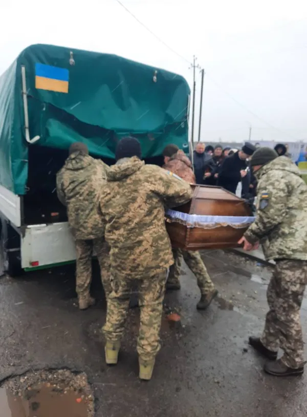 На Волині попрощалися із воїном Володимиром Баглаєм (фото)