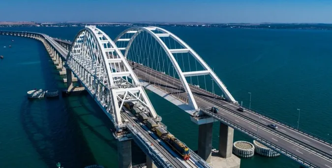 ЗСУ вдарять по Кримському мосту, щойно з'явиться можливість, – РНБО (відео)
