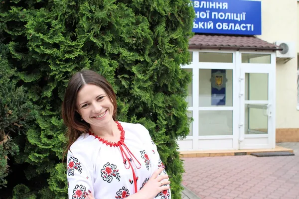 День вишиванки: відомі волиняни одягнули сорочки (фото)