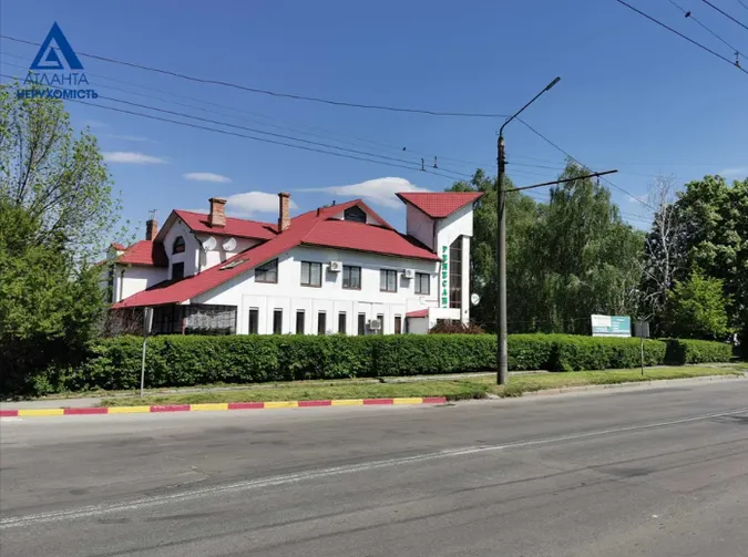 У Луцьку продають будівлю наркоклініки (фото)