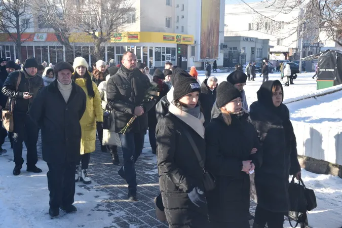 У Луцьку попрощалися із загиблим на Донеччині Віталієм Майсузенком (фото)