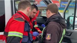 «Патаму шо я так хочу»: у Луцьку керівник ГО побив інспектора з паркування (фото, відео)