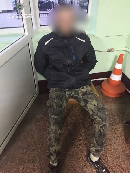 Крадіжка з тубдиспансеру, пістолет та грабіж: «гаряча» ніч у Луцьку (фото)