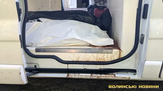«З чорних пакетів на ноги тече кров»: капеланка з Луцька возить з передової тіла військових
