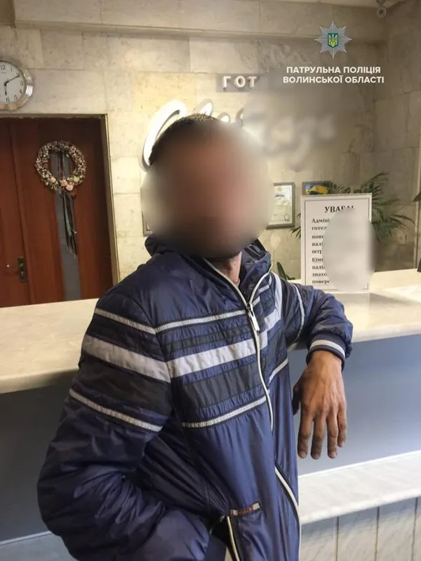 У Луцьку спіймали чоловіка, який обкрадав автомобілі (фото, відео) 