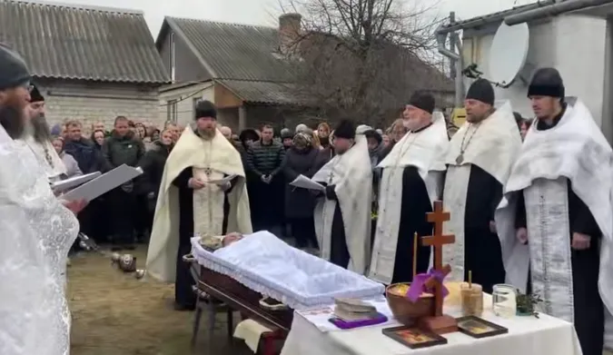 На Волині попрощалися із загиблим воїном Василем Янком (фото)