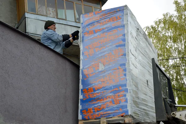 3,5 мільйона на 16 поверхів:  як у Луцьку модернізовують «Центральну Вежу» (фото)