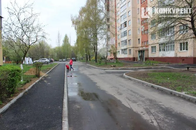 Відремонтований двір на вулиці Бенделіані