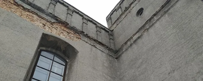 У Луцьку приміщення колишньої синагоги, де діє спортшкола, передали релігійній організації