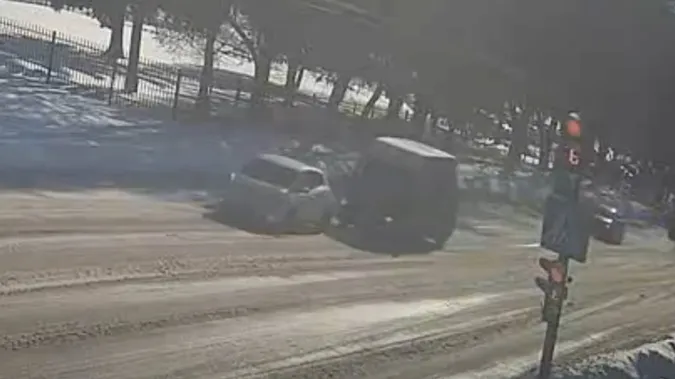 У Луцьку на Львівській – аварія: відомі деталі (відео)