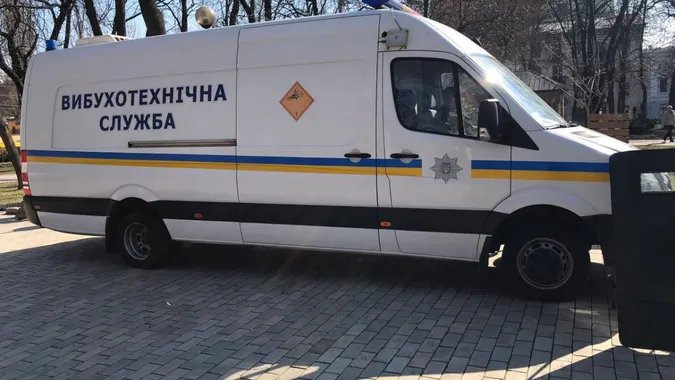 Школа, військкомат і знову зоопарк: у Луцьку – чергові замінування