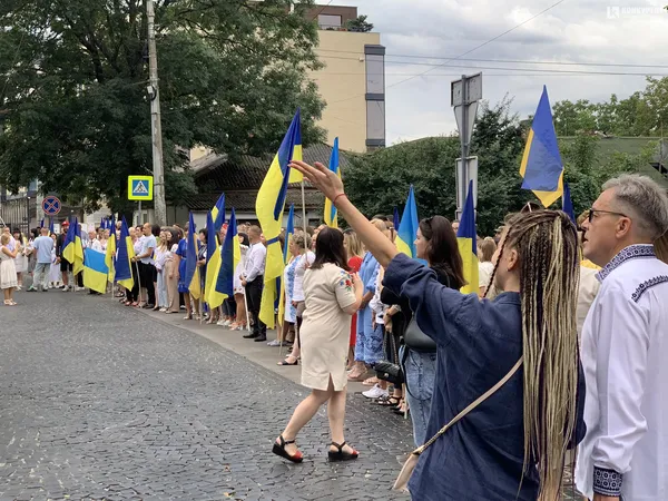 День прапора: як у Луцьку піднімали державний стяг (фото)