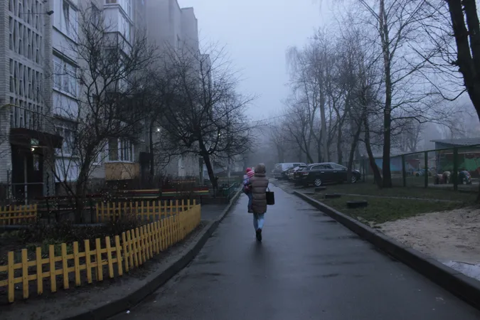 Напередодні Нового року Луцьк огорнув туман (фото)