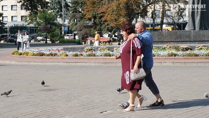 Вишиванки, сонце, діти: як Луцьк зустрів 33-ю річницю незалежності (фото)