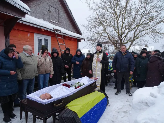 На Волині попрощалися із гранатометником Олегом Оменюком (фото)