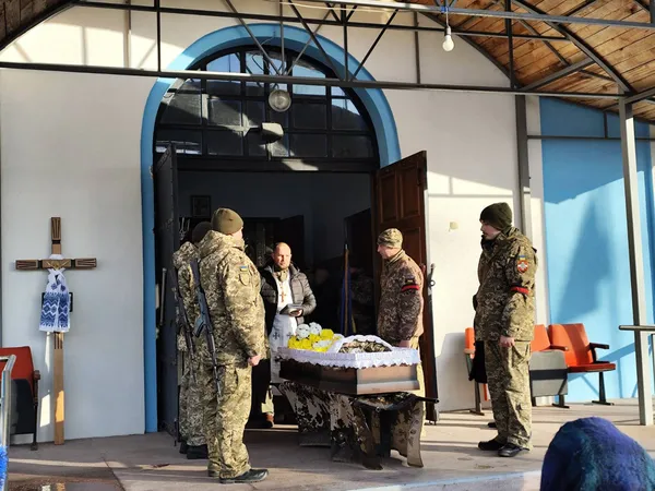 На Волині попрощались із Героєм ківерчанином Василем Дейною (фото)