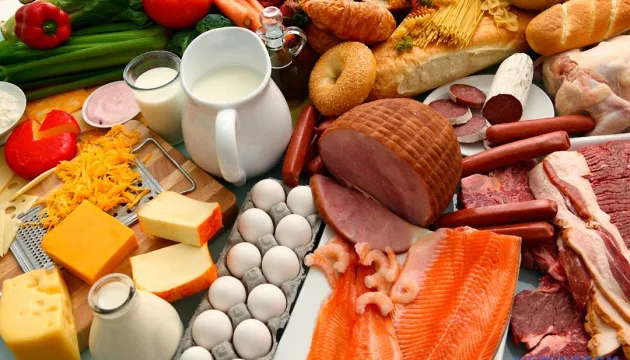 Олія, риба та фрукти: на скільки зросли ціни на продукти на Волині