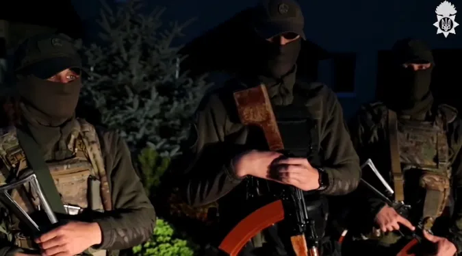 У Луцьку гвардійці зловили чоловіка з наркотиками (відео)