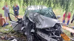 У легковику сиділо 12 людей: з'явилися деталі моторошної ДТП під Луцьком (фото, відео)