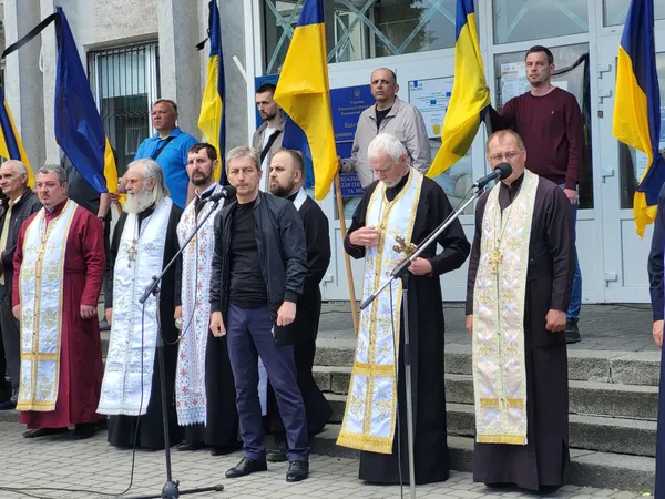 У Ковелі попрощалися з 35-річним сержантом поліції Дмитром Сергієнком (фото)
