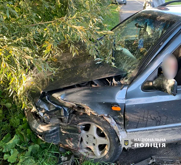 На Волині п’яний водій виїхав на «зустрічку» – двоє людей потрапили в лікарню (фото, відео)