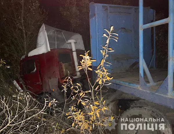 Смертельна ДТП на Волині: Daewoo Lanos виїхав на «зустрічку» і врізався в КамАЗ (фото, відео)