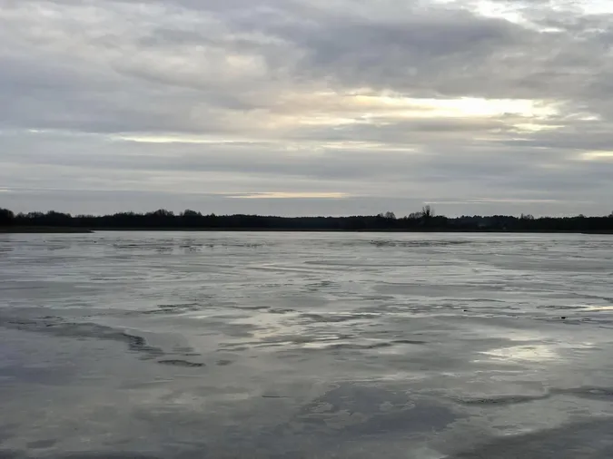 По-весняному: затока на Світязі вражає красою (фото)
