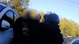 У Броварах кримінальний авторитет плював у поліцейського і погрожував пістолетом (відео)