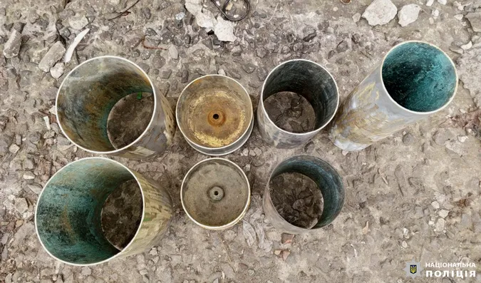 Крав гільзи з могил воїнів: на Рівненщині затримали вандала (фото)