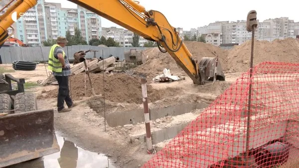 У Луцьку продовжують готуватися до зими: що вже зробили (фото, відео)