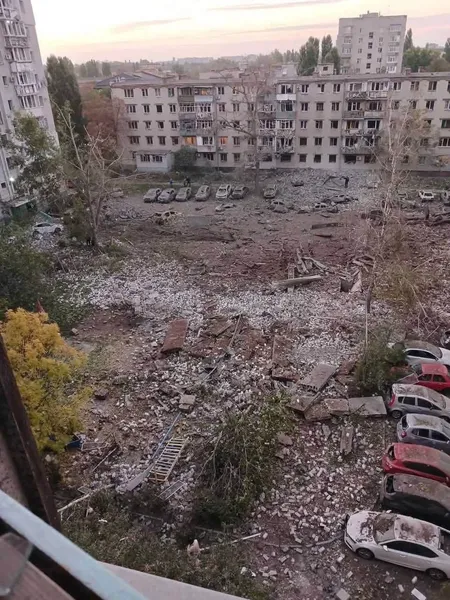 Є загиблі: Кременчук пережив одну з наймасштабніших атак (фото)