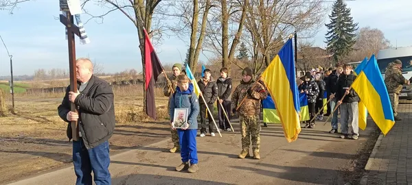 Через майже 3 роки після загибелі: на Волині попрощалися з воїном Миколою Абрамовичем (фото)