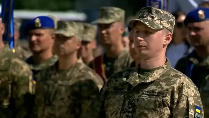 Зеленський нагородив льотчика з Волині Дмитра Літвінчука (фото)