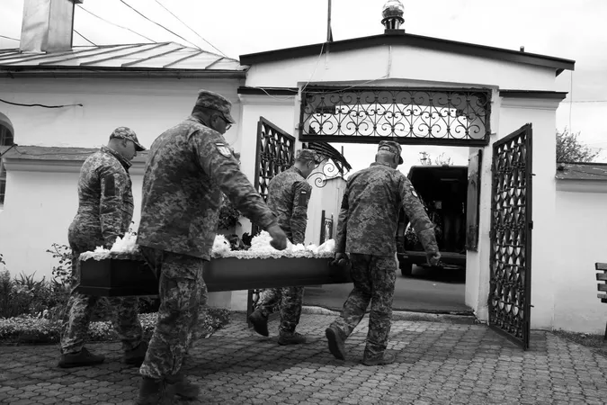 На Волині попрощались із померлим захисником Миколою Каліщуком (фото)