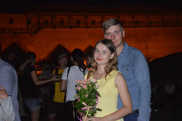 Було багато закоханих пар, які насолоджувались музикою і душевним вечором
