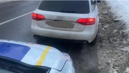 На центральній площі Володимира дрифтувала "ауді" (відео)