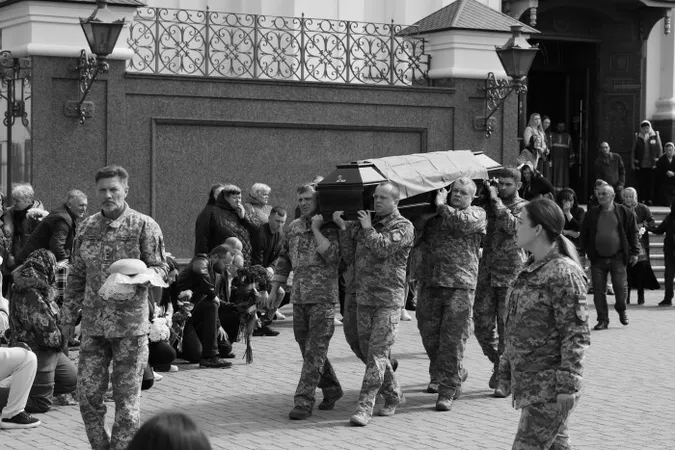 У Луцьку попрощалися з Героями Дмитром Домарецьким та Сергієм Козарем (фото)