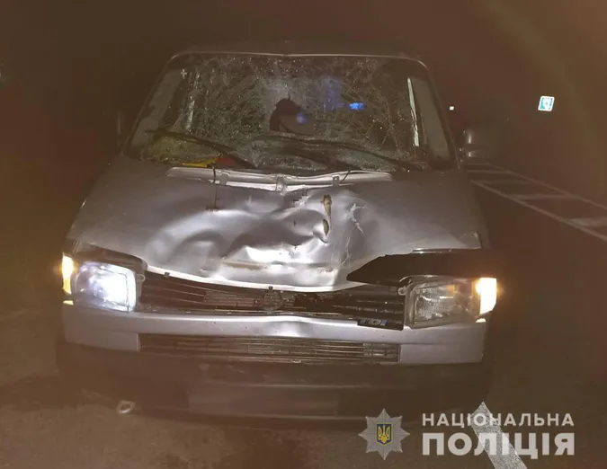 Смертельна ДТП на Волині: Volkswagen збив пішохода (фото, відео)