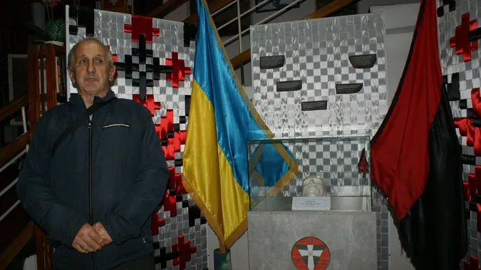 На Волині презентували посмертну маску Степана Бандери (фото)