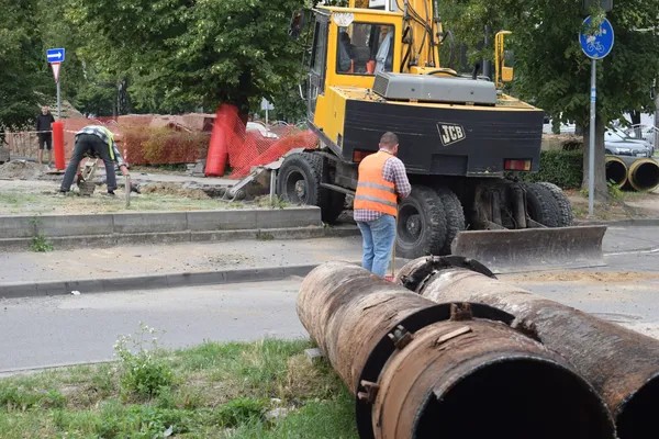У Луцьку триває масштабна заміна тепломереж: що вже зробили (фото)