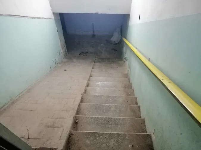Підвал луцької багатоповерхівки здали в оренду за 1 гривню (фото)