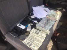 На Волині затримали автівку з 1800 літрами нелегального спирту