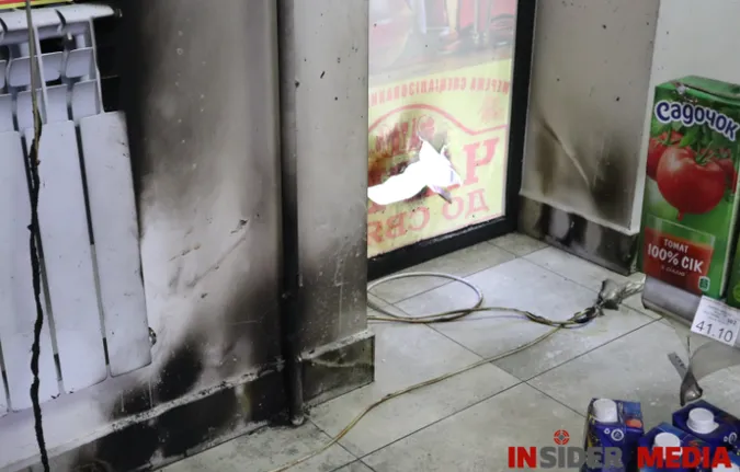 Підозрюють підпал: у Луцьку горів магазин родичів голови Підгайцівської громади (фото)