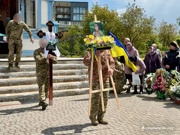На Волині попрощалися з Героєм Дмитром Шопуком (фото)
