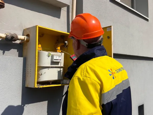 «Будинки та метал старіють»: як чотири газовики щодня дбають про безпеку лучан (фото)