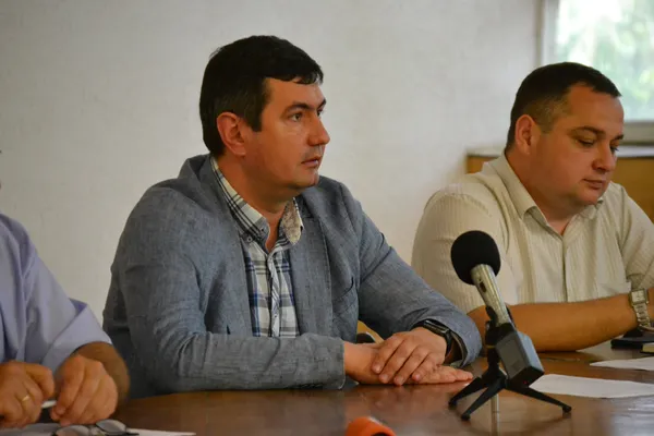 Лучани обговорення росту ціни за проїзд у тролейбусах проігнорували (фото)