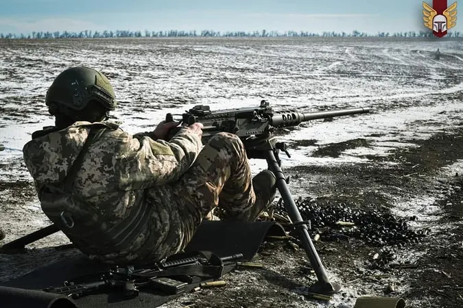 Близько 385 230 окупантів, 6310 танків, 9195 артсистем: втрати ворога на 1 лютого